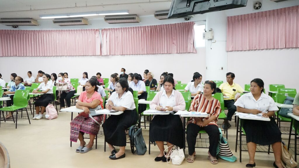 โครงการปฐมนิเทศนักเรียนหลักสูตรประกาศนียบัตรผู้ช่วยพยาบาล รุ่นที่ 17 และนักเรียนทุนกองทุนเพื่อความเสมอภาคทางการศึกษา (กสศ.) รุ่นที่ 3 ประจำปีการศึกษา 2569